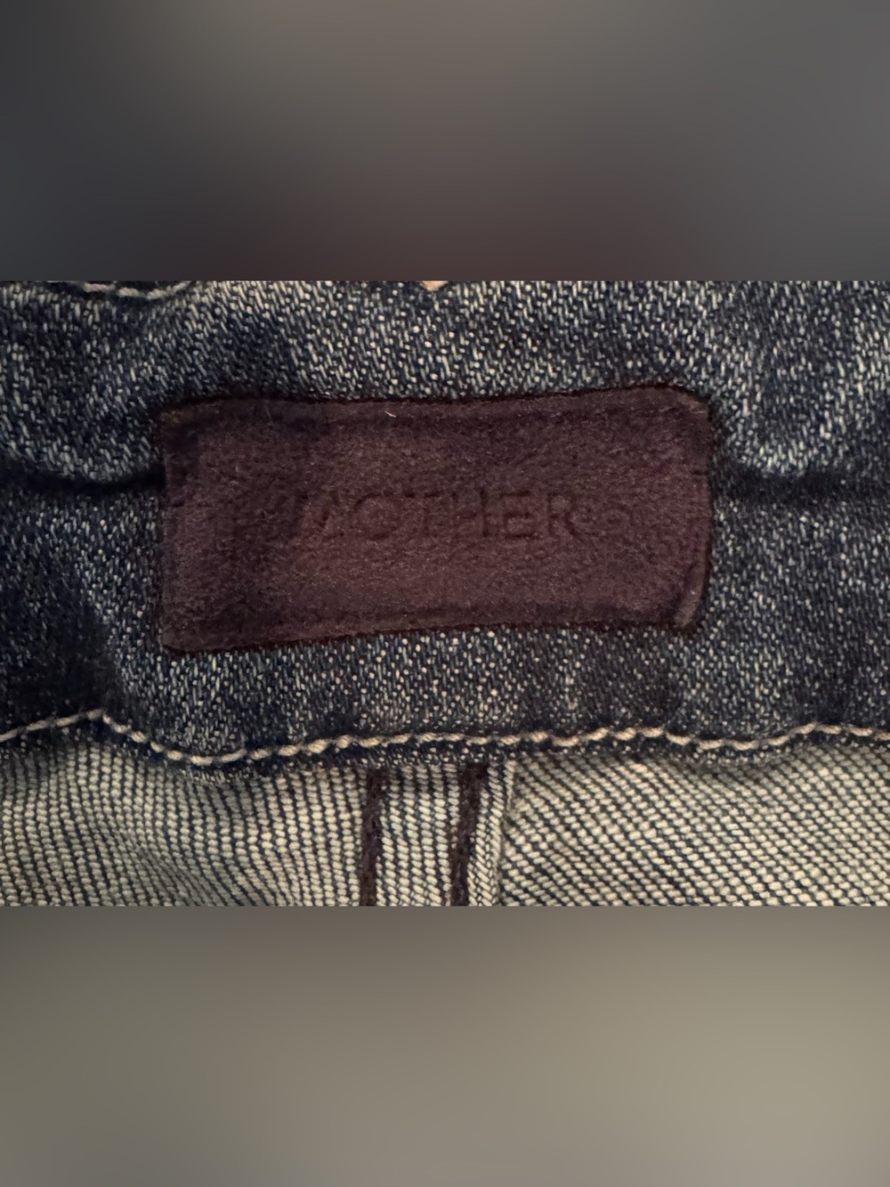 MOTHER The Looker Dark Wash Distressed Jeans - Size 26 - Picture 5 of 7